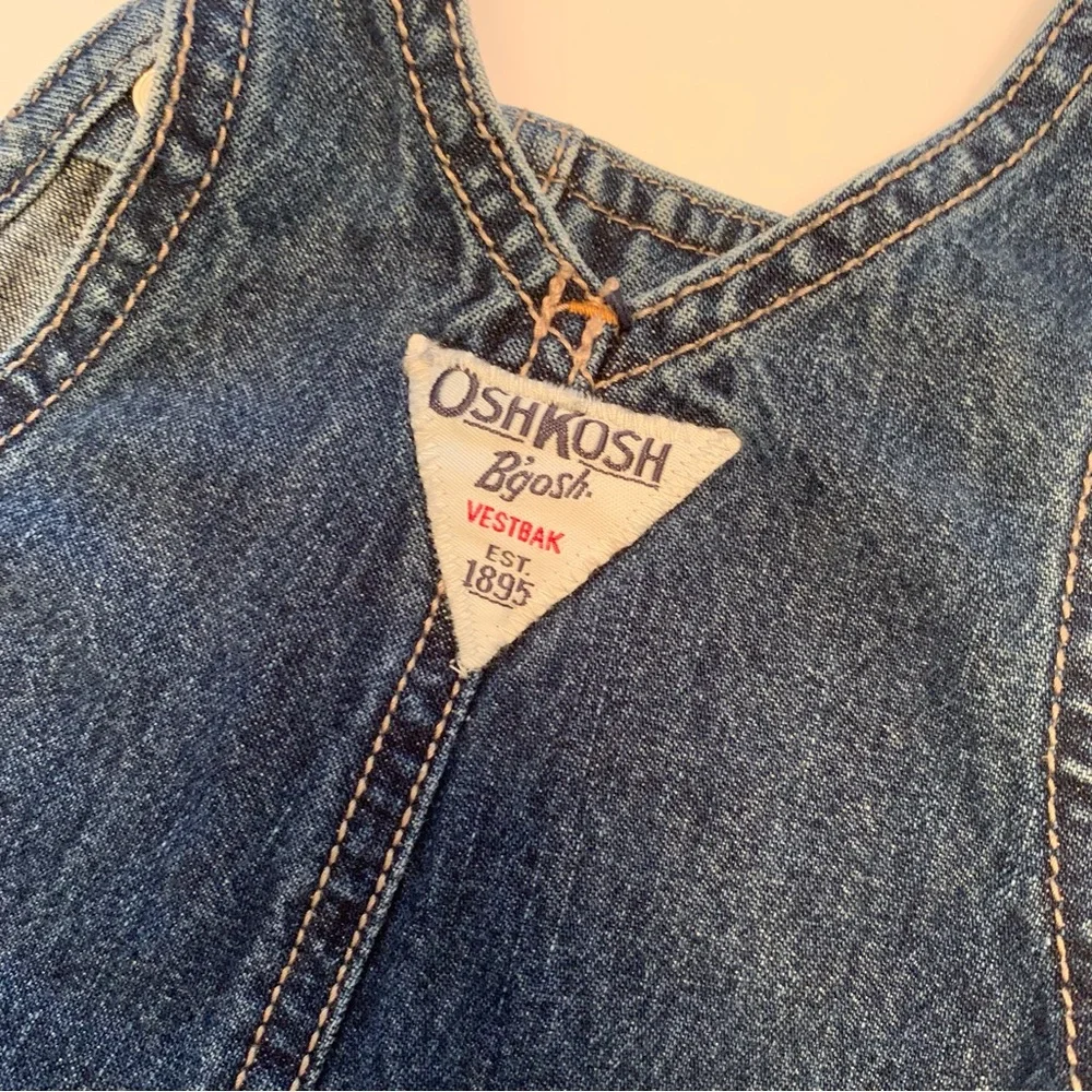 OSHKOSH B’Gosh VINTAGE Denim Baby 100% Cotton Overalls Decorative Buttons 12M